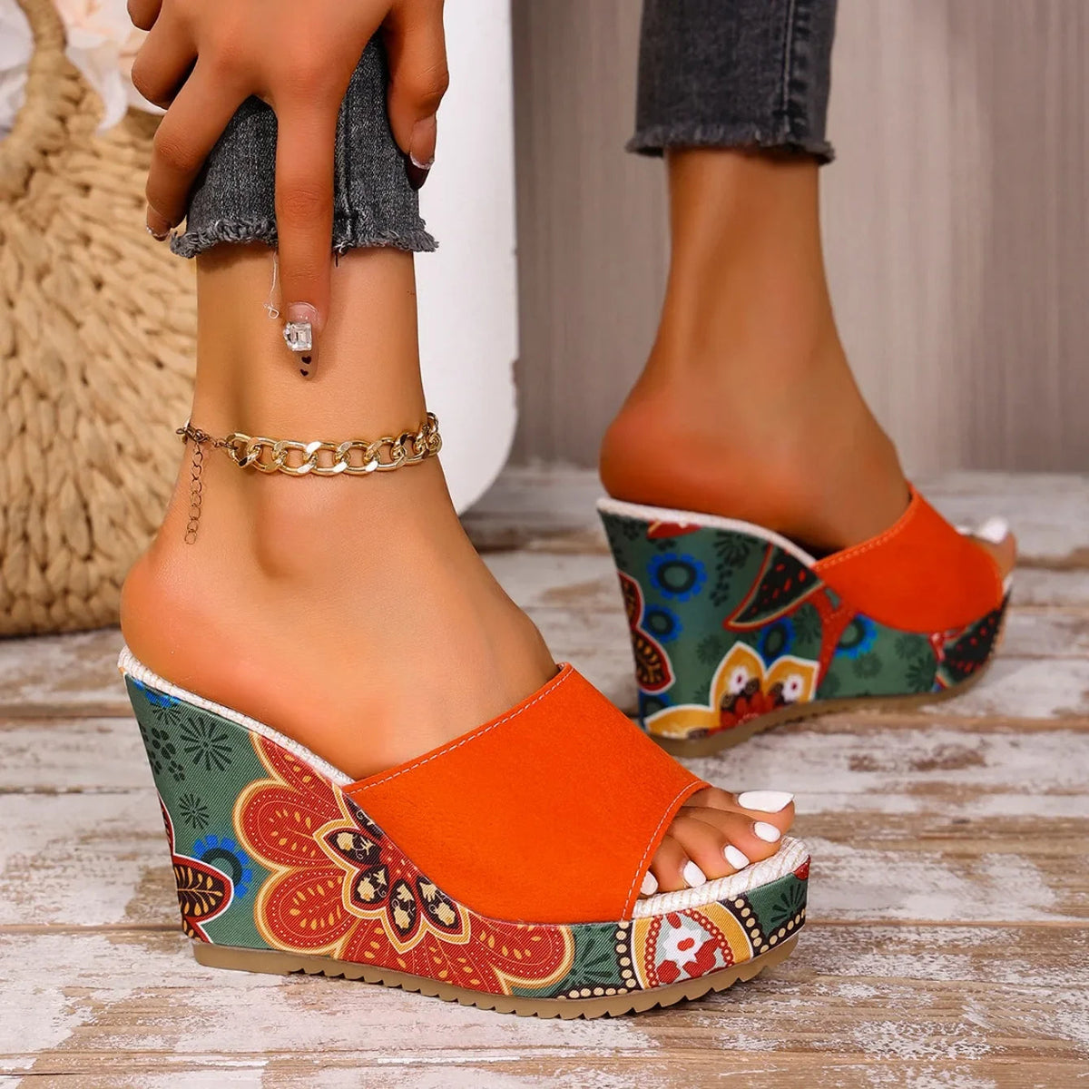Joelle™ — Mules sculpturales à talon fleuri